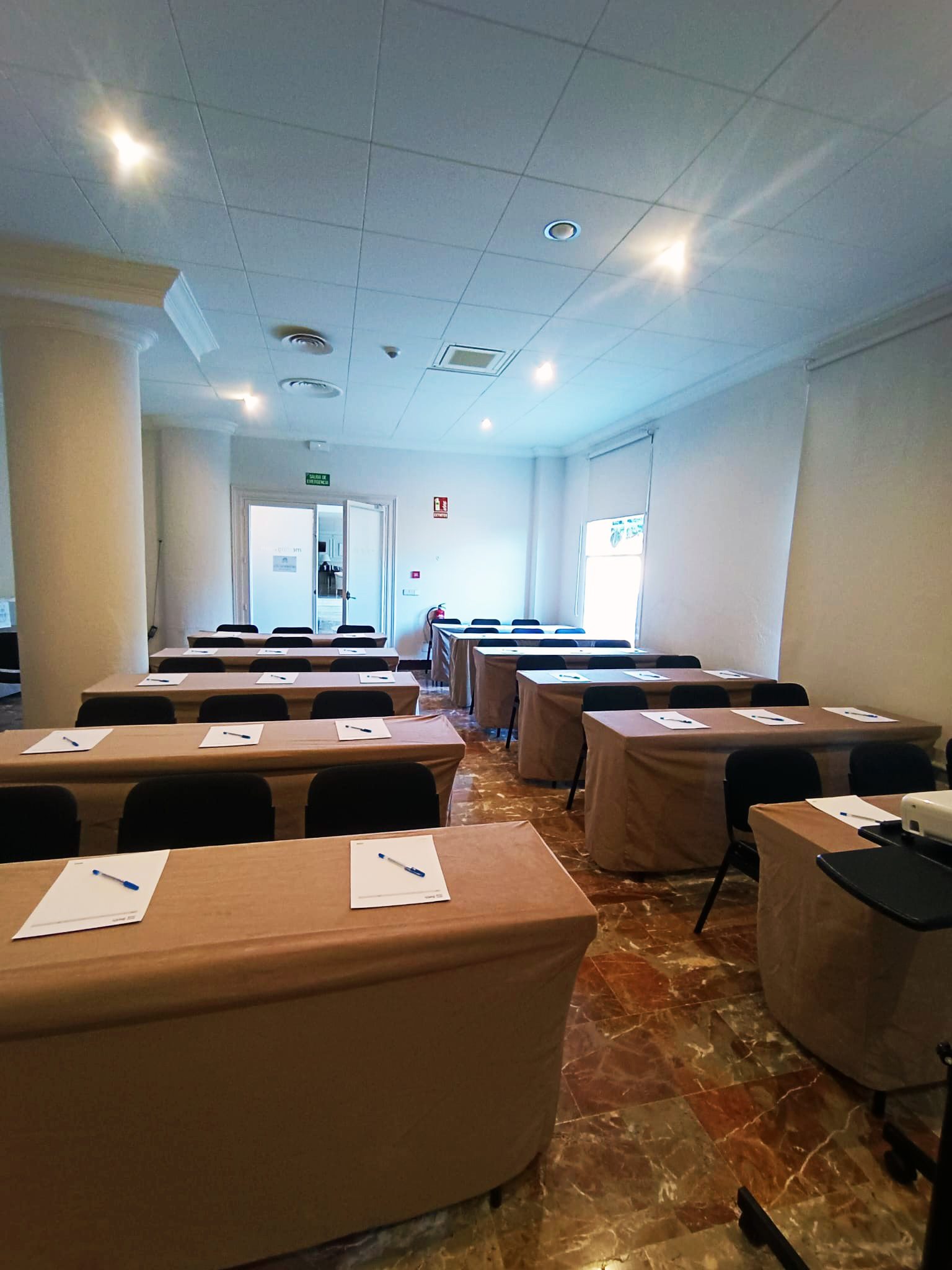 001_alta_portmao Salon.jpeg